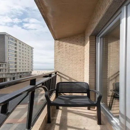 Beautiful With Lateral Sea View Apartment