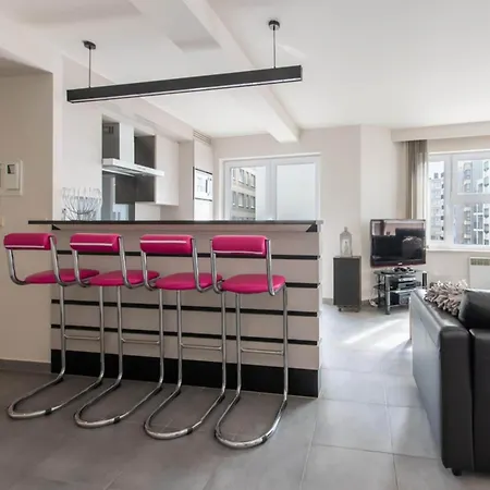 Apartment Beautiful With Lateral Sea View *